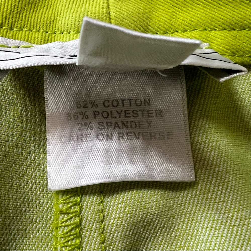 St.‎ John Sport Stretch Chambray Bermuda Lime Green Short Y2K Women’s Size 8 - Picture 5 of 12